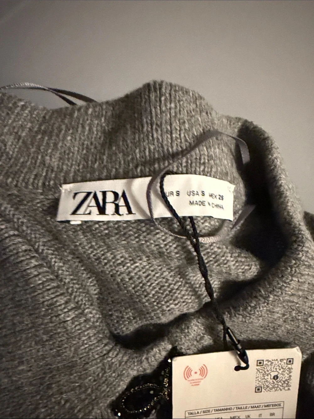 NWT Zara Gray Cardigan with Heart Buttons (small)